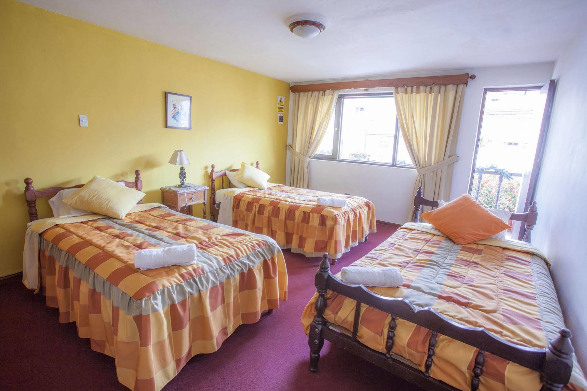 Alojamiento Soledad Huaraz  Zewnętrze zdjęcie