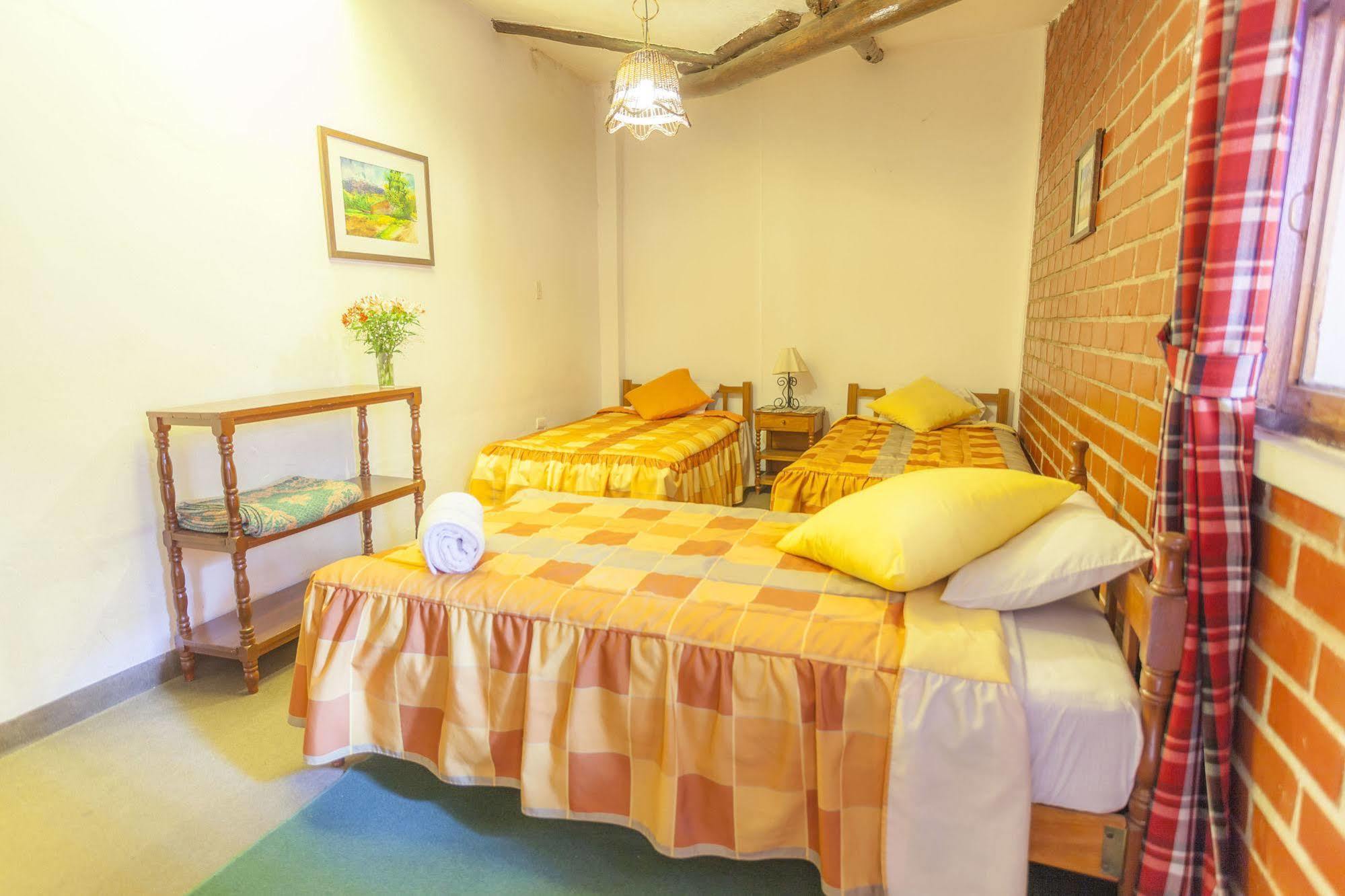 Alojamiento Soledad Huaraz  Zewnętrze zdjęcie