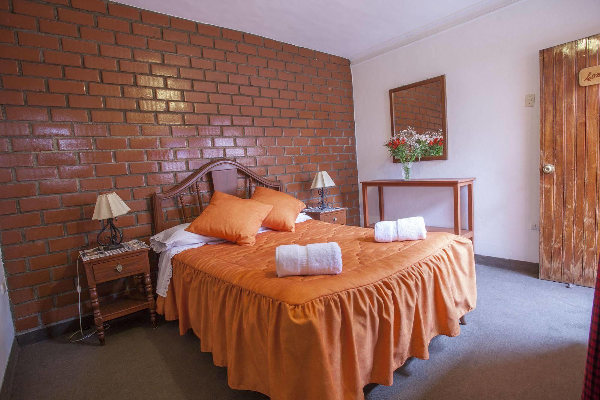 Alojamiento Soledad Huaraz  Zewnętrze zdjęcie