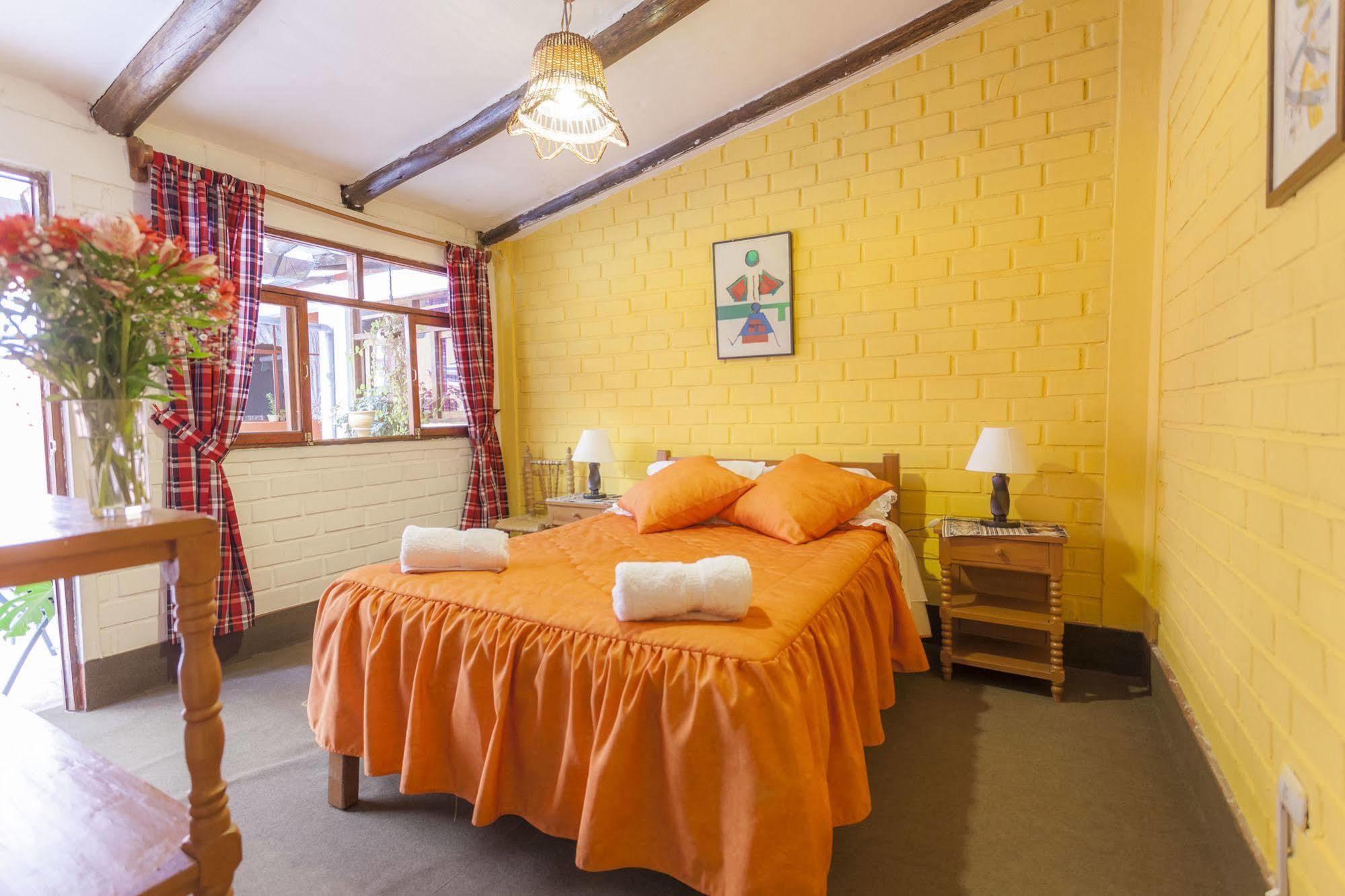 Alojamiento Soledad Huaraz  Zewnętrze zdjęcie