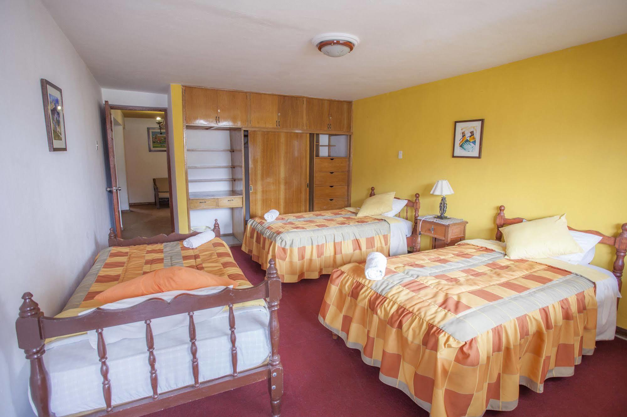 Alojamiento Soledad Huaraz  Zewnętrze zdjęcie